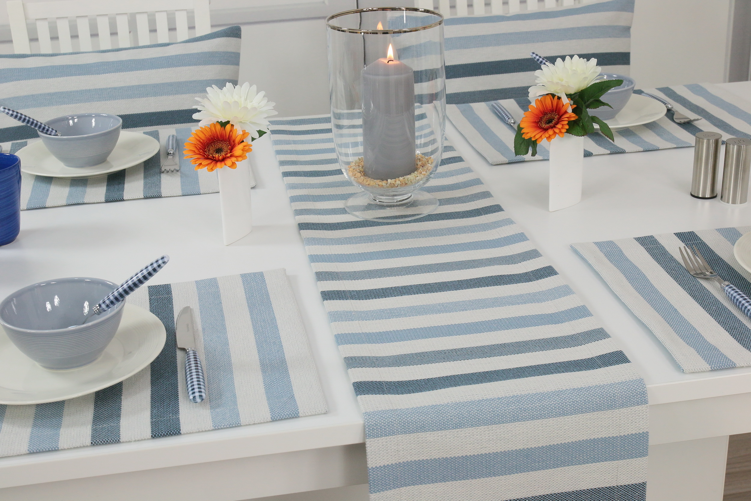 Blaue Tischläufer perfekt in + TiDeko® Tischdecken gemustert Basic Markenqualität | Tischdecken-Shop.de