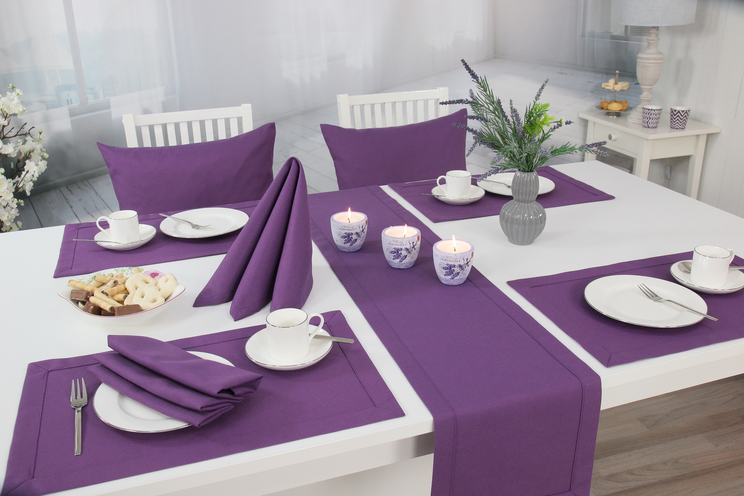 online Tischdecken kaufen in TiDeko® Tischdecken-Shop.de. Markenqualität Violett Tischläufer | TiDeko |