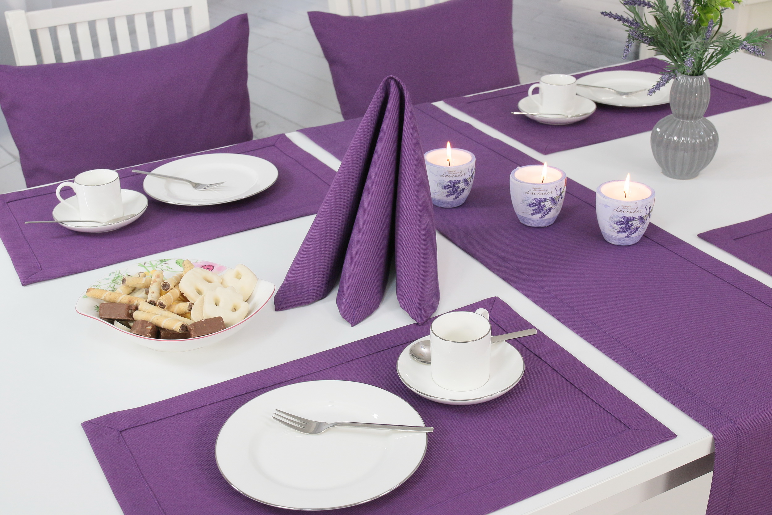 Tischdecke VIOLETT in | Markenqualität TiDeko® vielen perfekter lieferbar und Tischdecken sofort Auswahl Größen Tischdecken-Shop.de