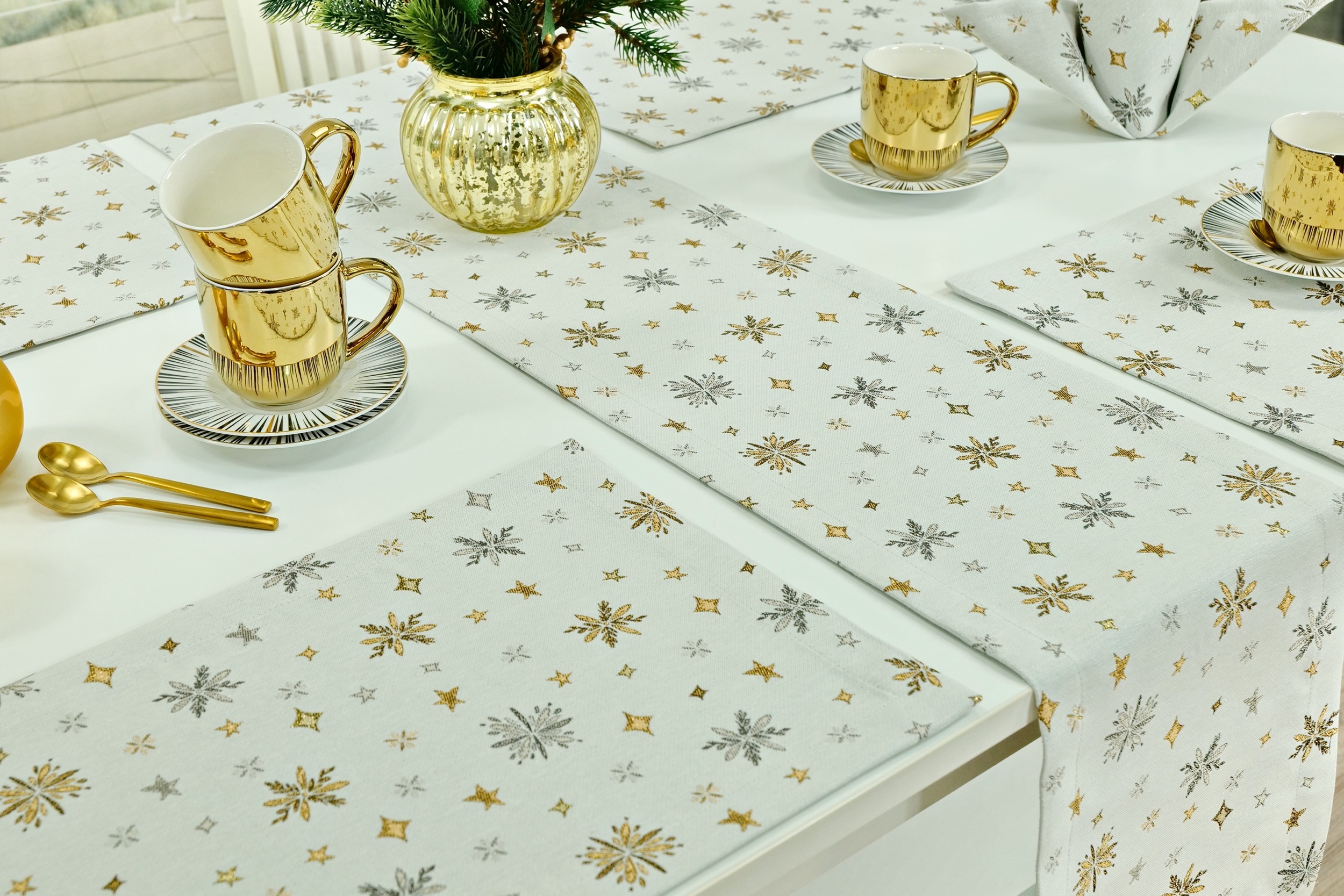 Jacquard Tischläufer Breite 40 cm Weihnachten Beige Gelb Gold gemustert  Navidad