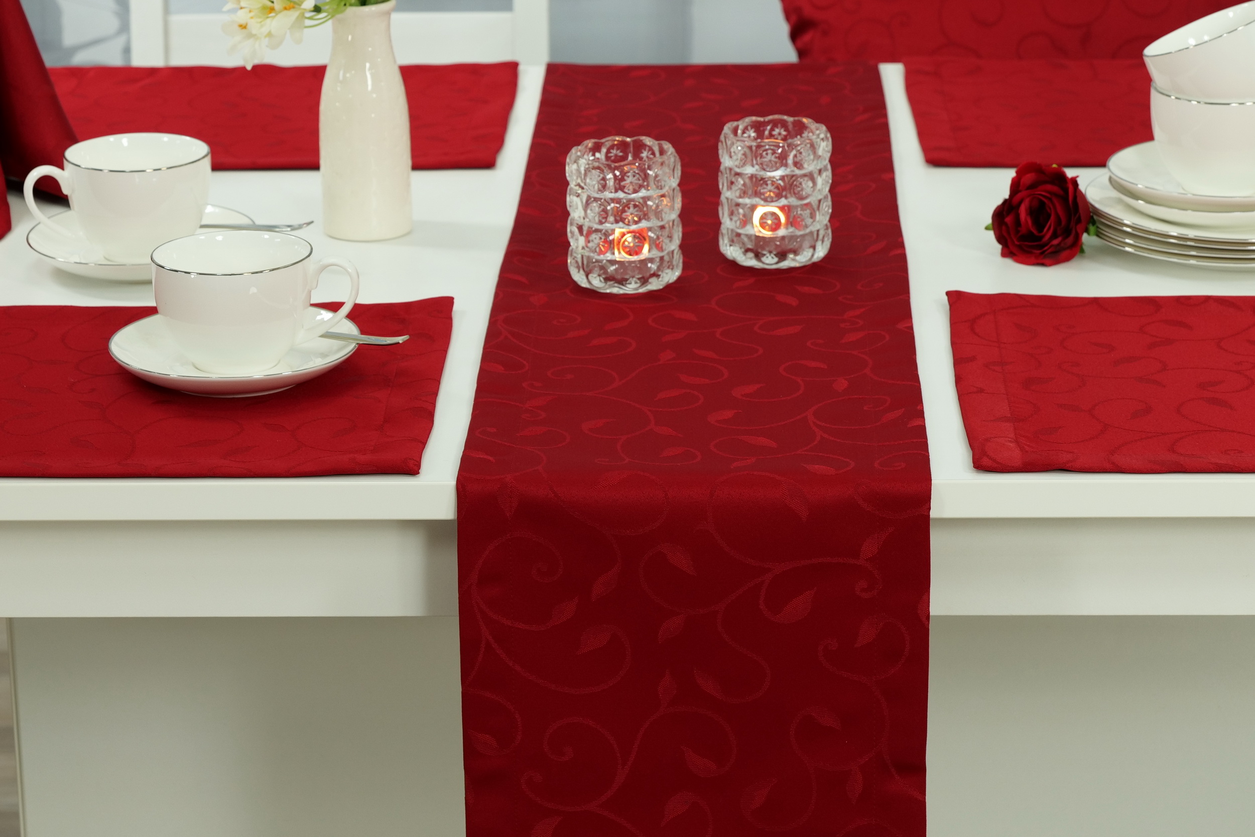 Tischläufer Damast Rot Muster mit Fleckschutz Breite 25 cm | 60 cm | SW91762