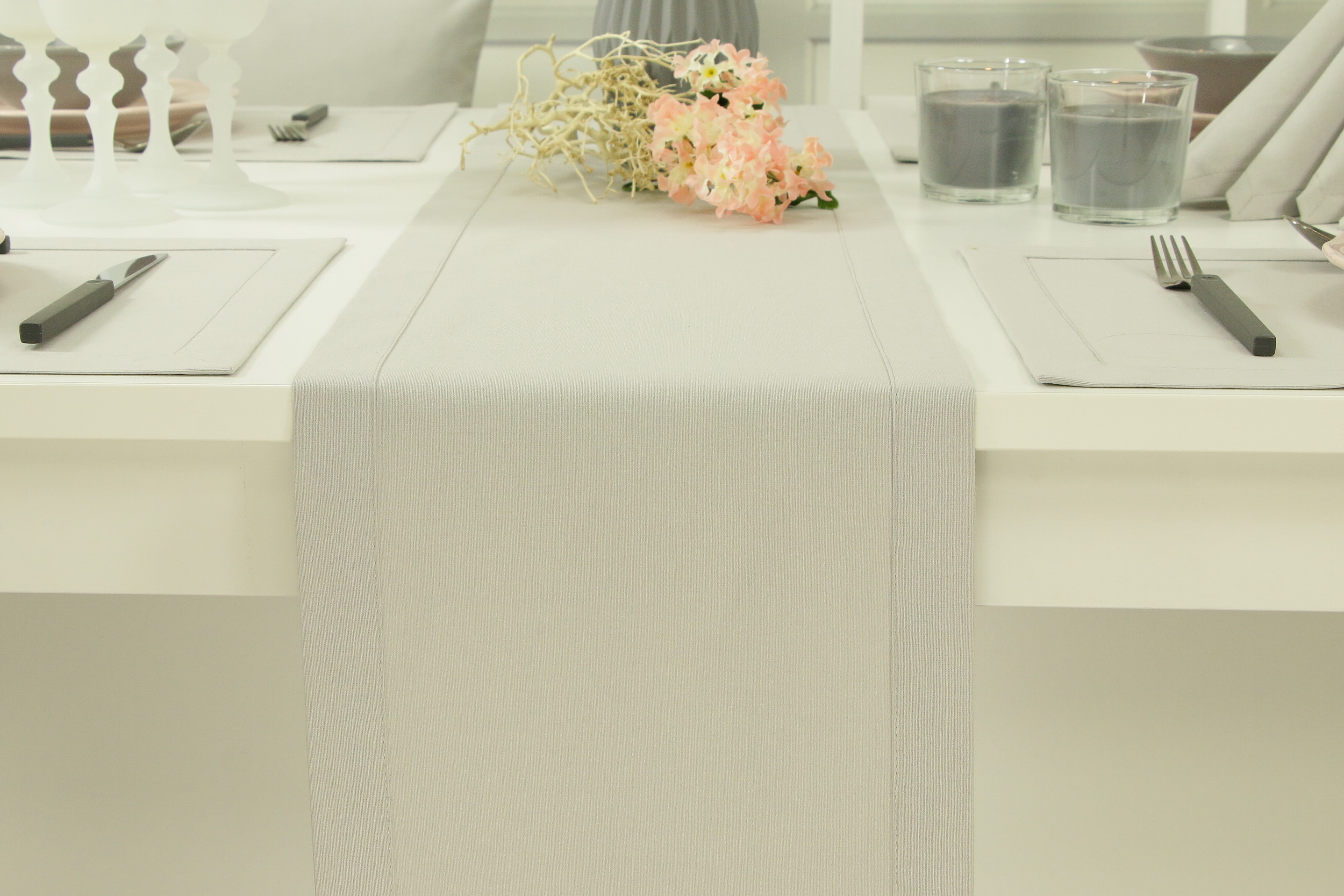 Graue oder hellgraue Tischdecken TiDeko® Tisch Markenqualität Tafel. Tischdecken-Shop.de. sind | und dezenter Luxus Tischdecken für