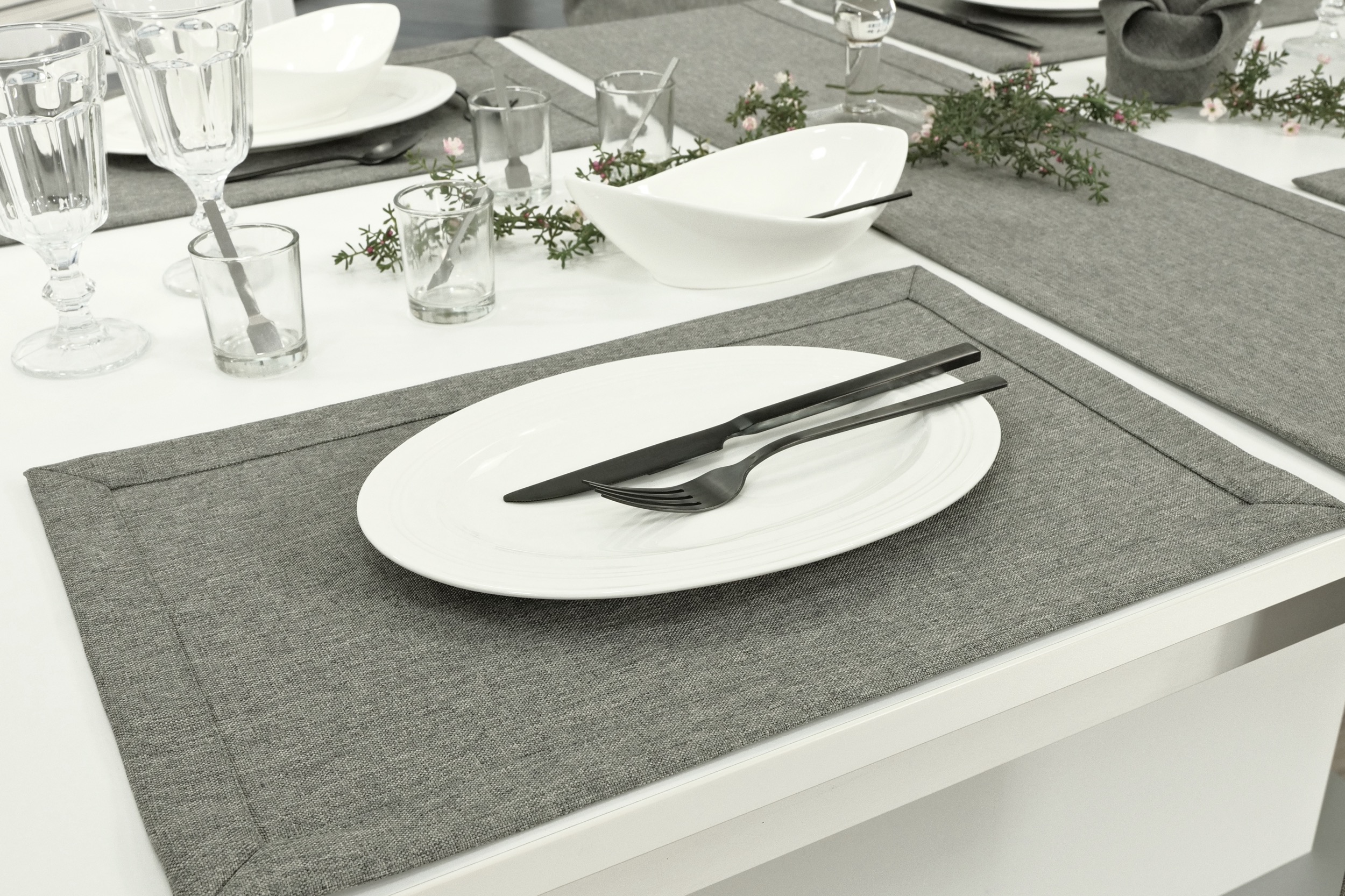 Platzset SILBER GRAU | TiDeko® Tischdecken-Shop.de. Tischdecken  Markenqualität