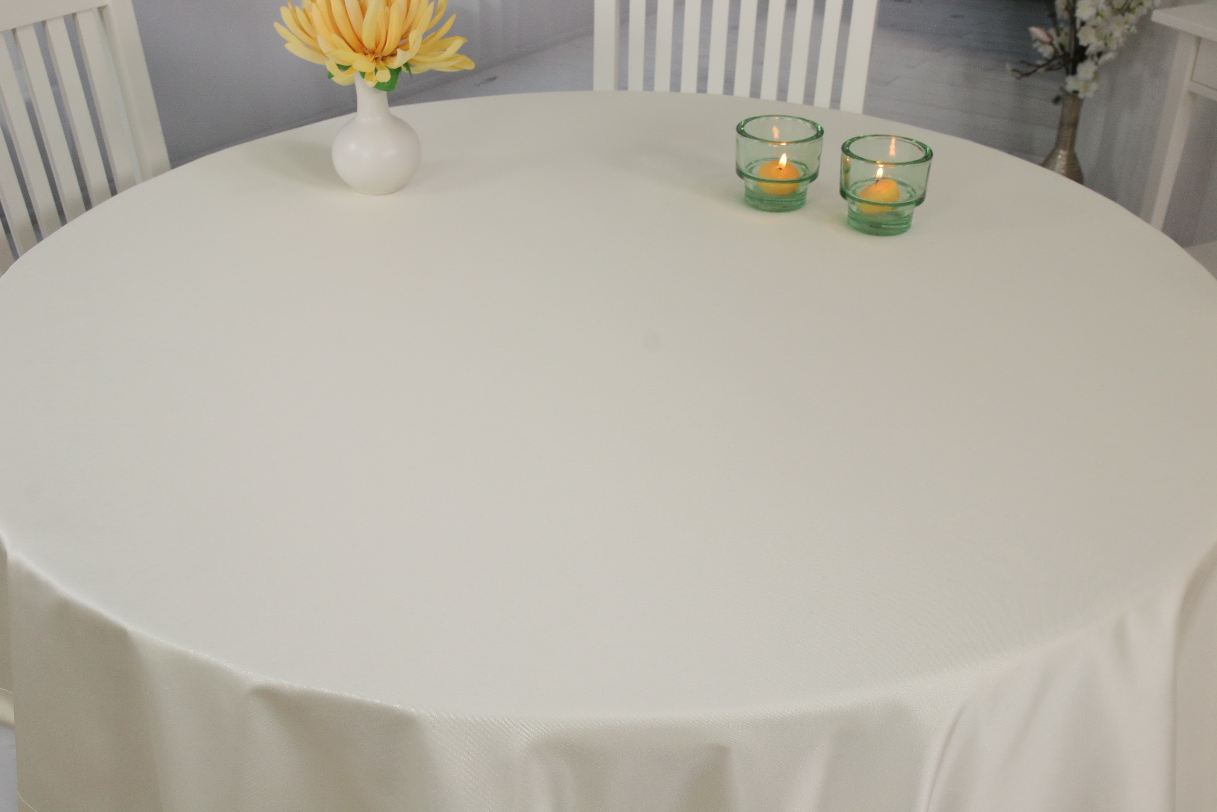 Feinste Champagner Damast Tischdecken für Privat und Gewerbe von TiDeko® |  TiDeko® Tischdecken-Shop.de. Tischdecken Markenqualität