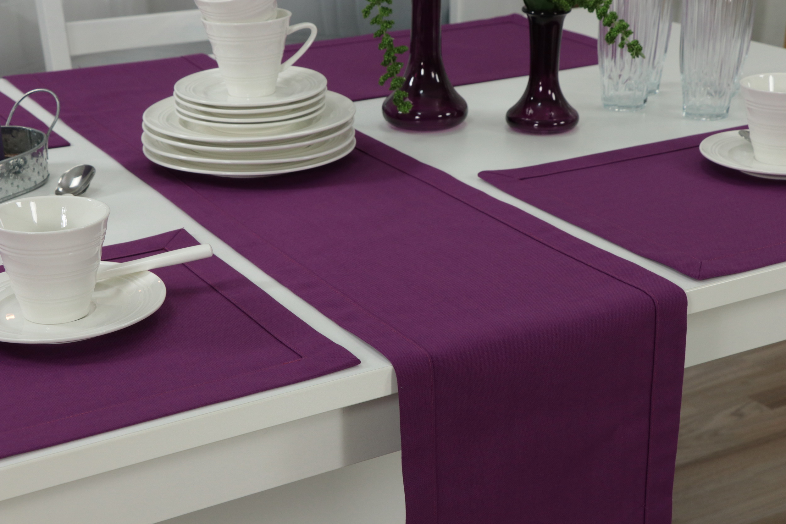 Lila Tischläufer einfarbig Breite 30 cm | 70 cm