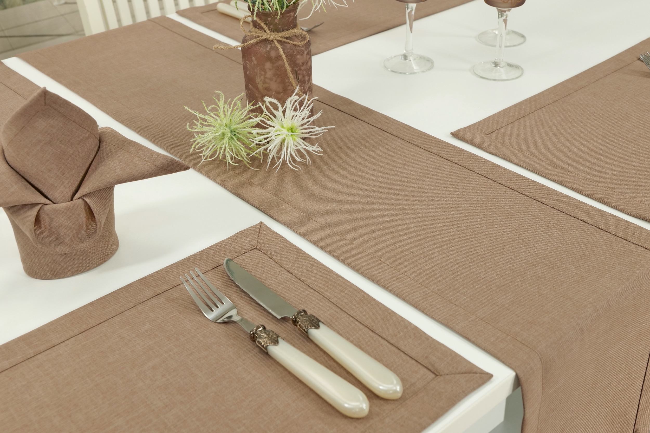 Auswahl | Tischläufer Tischdecken-Shop.de. in | TiDeko in Markenqualität TiDeko® großer Braun Tischdecken