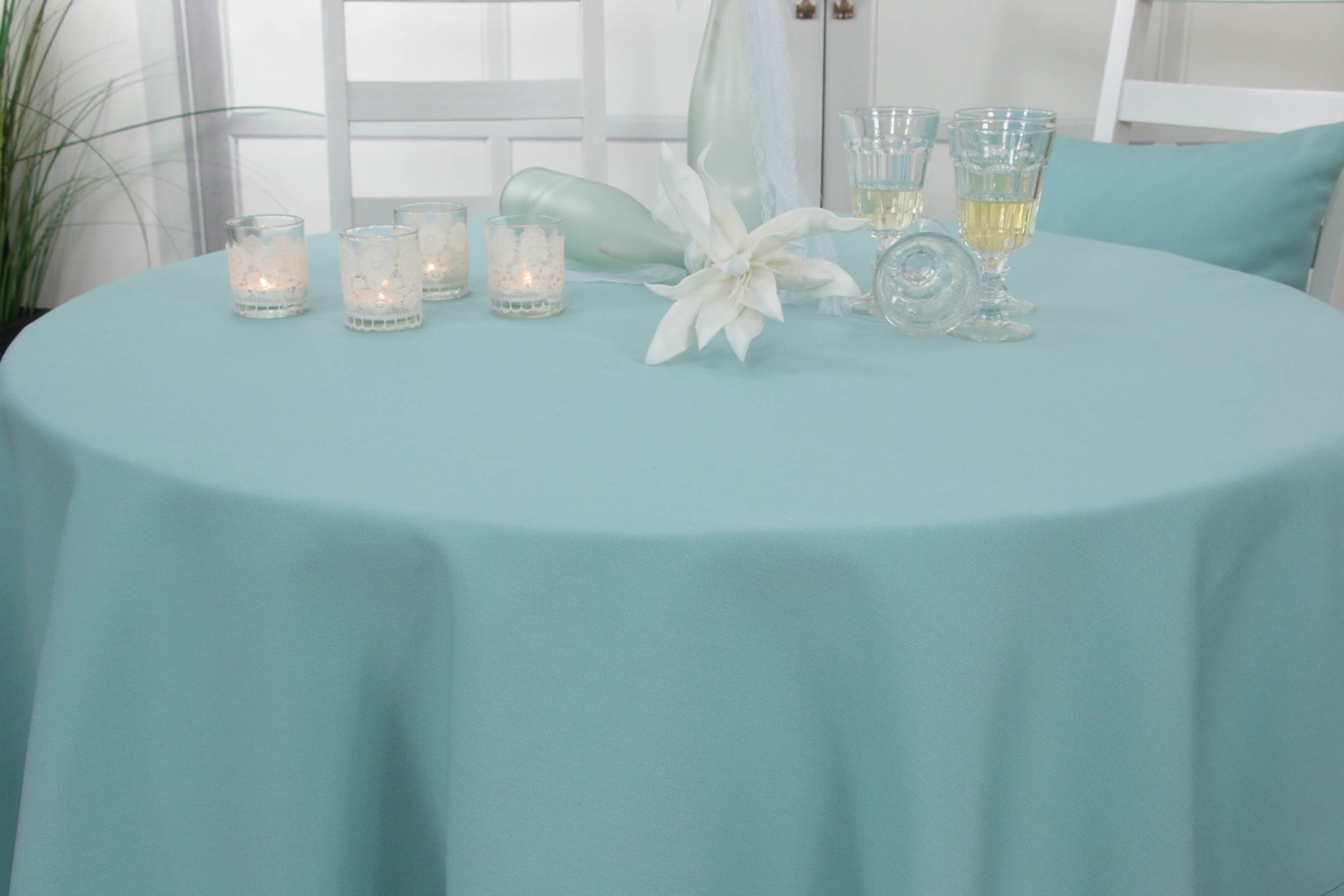 Tischdecke mit Fleckschutz Farbe: MINT | TiDeko® Tischdecken-Shop.de.  Tischdecken Markenqualität