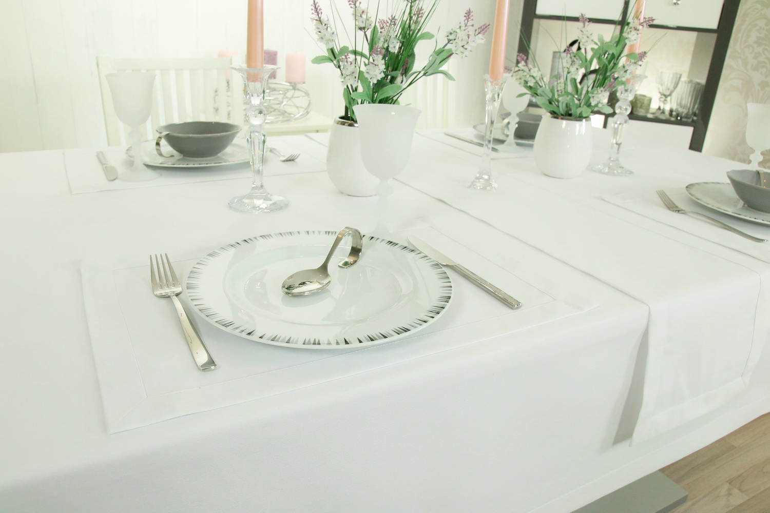 Weiße Tischdecken in Markenqualität perfekter | und Tischdecken Form Tischdecken-Shop.de. Größe TiDeko®