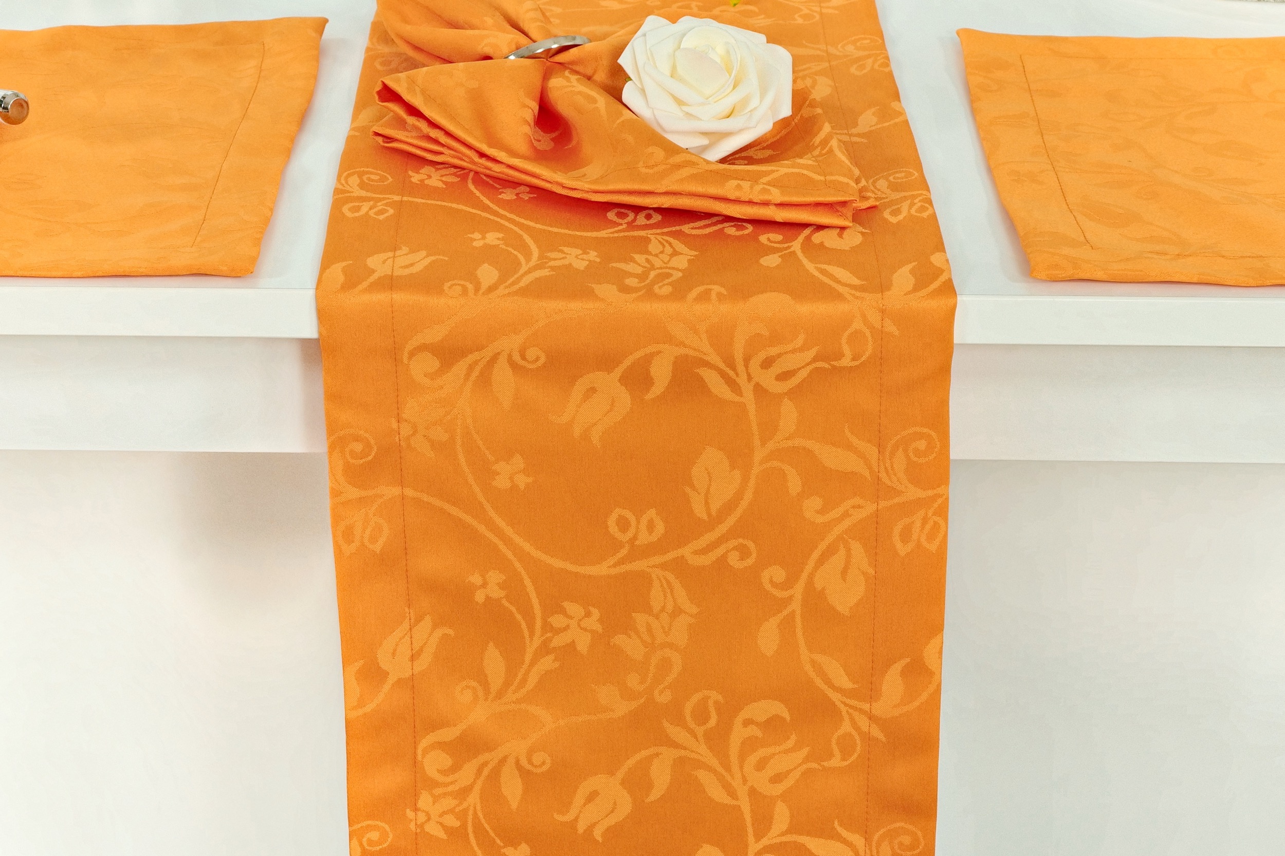 Tischläufer mit Fleckschutz Orange Blütenranke Fresh Breite 40 cm